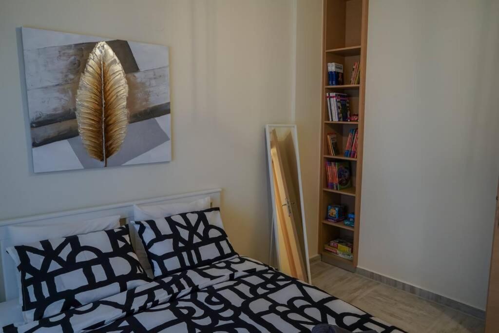 Modern Apartment In The City Center Ioánnina Exteriör bild